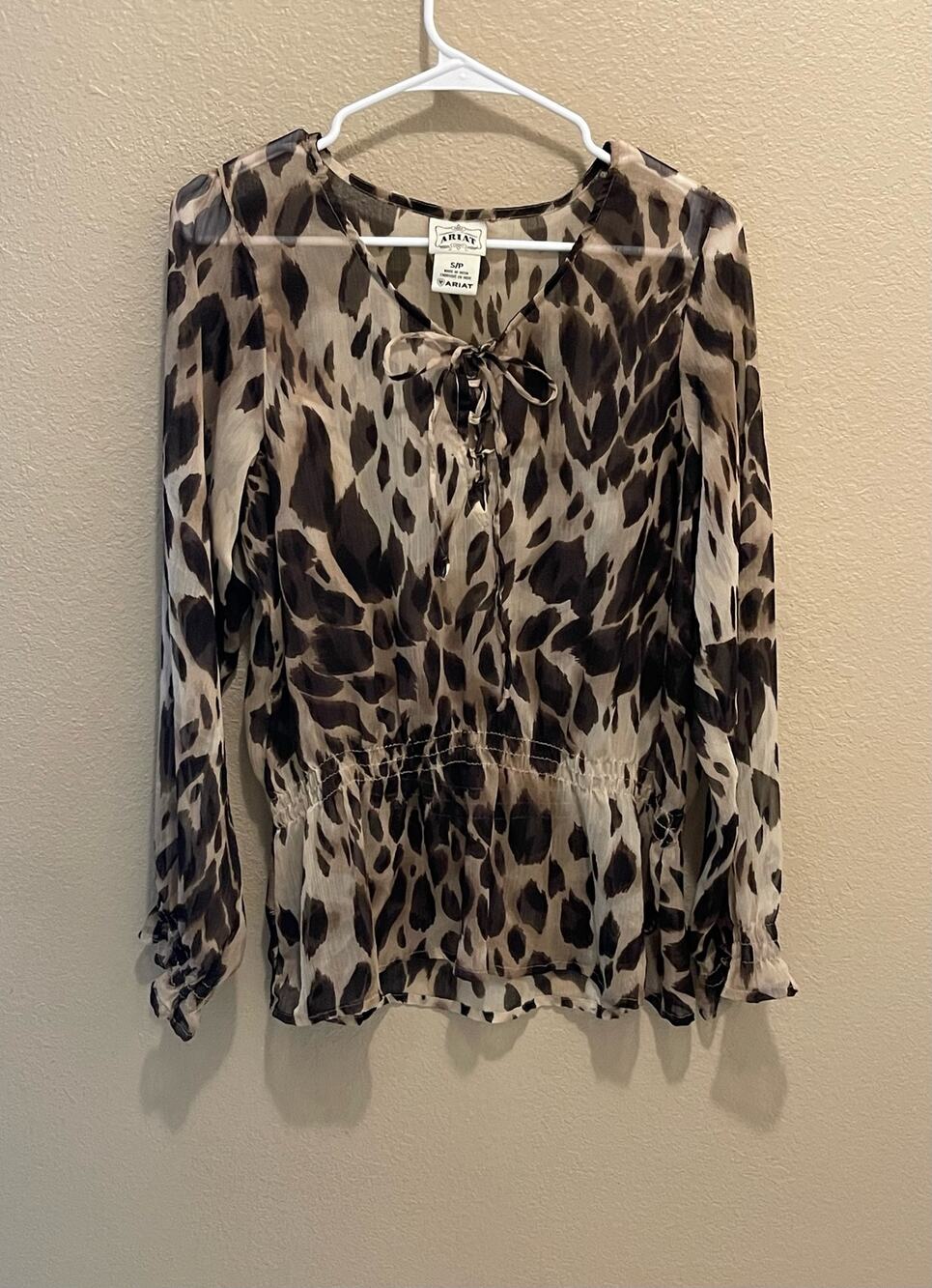 ARIAT Women’s  Sheer Brown Animal Print Blouse Elastic Cuff Waist Tunic Small
